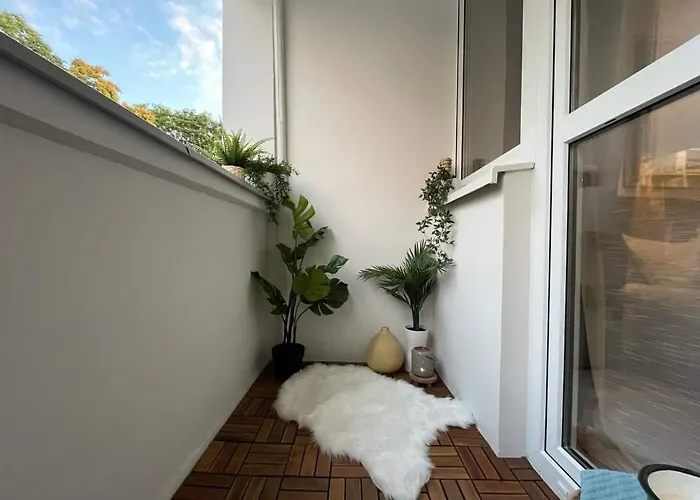 Modern Retro ~ 800m Main Square Apartment Wroclaw